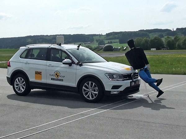 இதர தொடர்புடைய செய்திகள்;