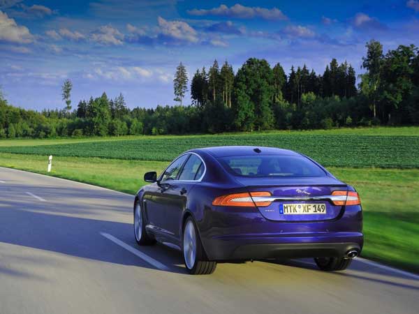 சஸ்பென்ஷன்