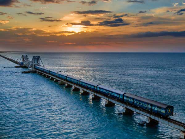 முதல் சிறப்பு