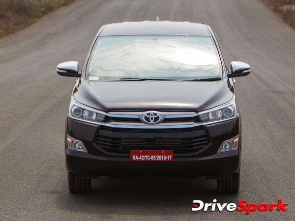 toyota-innova-crysta-mpv-petrol-variant-september-2016-launch