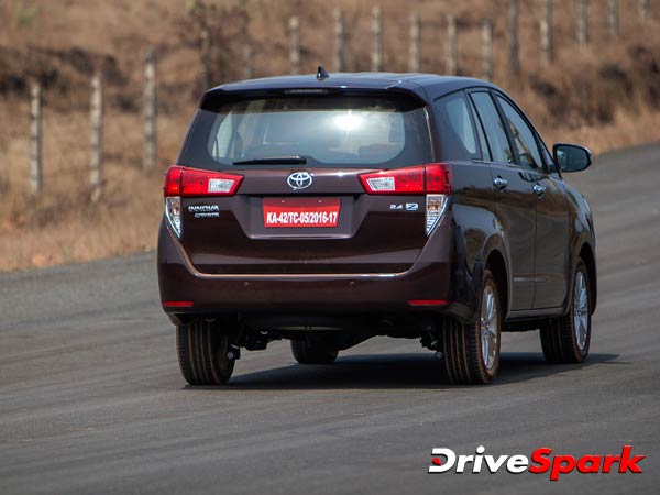 toyota-innova-crysta-mpv-may-sales-waiting-period-increases-sharply