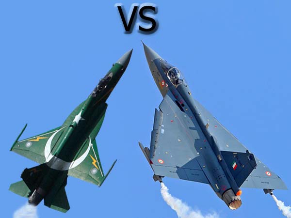 பாகிஸ்தானின் ஜேஎஃப்-17 போர் விமானம் Vs இந்தியாவின் தேஜஸ் போர் விமானம்: ஒப்பீடு