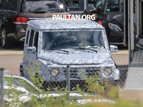 ஆஃப்-ரோடிங் அம்சங்கள்;