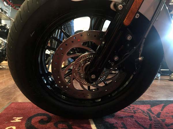 2016 இந்தியன் ஸ்கவுட் சிக்ஸ்டி மோட்டார்சைக்கிள் - கூடுதல் படங்கள்