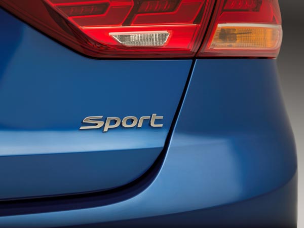 ஹூண்டாய் எலன்ட்ரா ஸ்போர்ட் செடான் - கூடுதல் படங்கள்