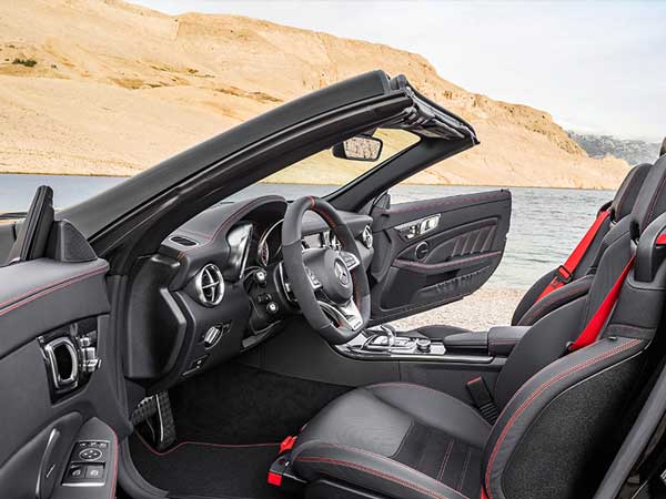 இதர தொடர்புடைய செய்திகள்;