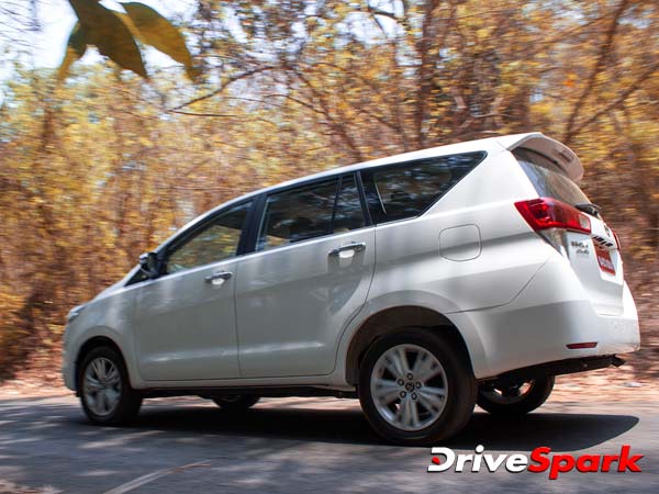 பெட்ரோல் மாடல்