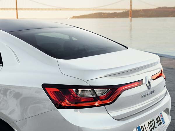 ரெனோ மேகன் செடான் - கூடுதல் படங்கள்