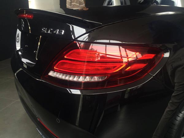 மெர்சிடிஸ் எஸ்எல்சி 43 ஏஎம்ஜி - கூடுதல் படங்கள்