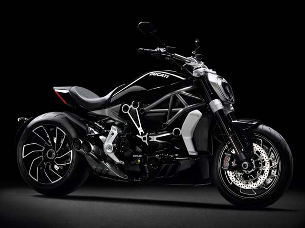 கிடைக்கும் வண்ணங்கள்;