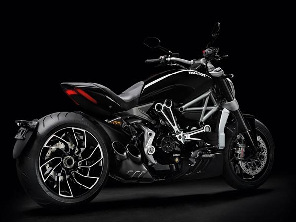 இதர தொடர்புடைய செய்திகள்;