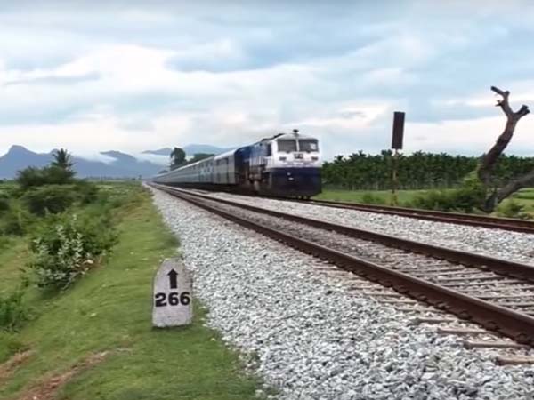 பசுமை ரயில் வழித்தடமாக மாறிய ராமேஸ்வரம்- மானாமதுரை