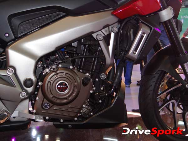 பஜாஜ் பல்சர் சிஎஸ்400 - கூடுதல் படங்கள்