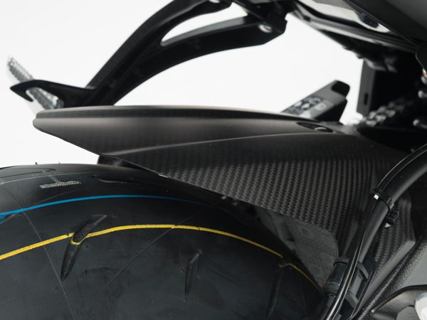 சுஸுகியின் ஜிஎஸ்எக்ஸ்-எஸ்1000, ஜிஎஸ்எக்ஸ்-எஸ்1000எஃப் மாடல் ஸ்பெஷல் எடிஷன் - கூடுதல் படங்கள்