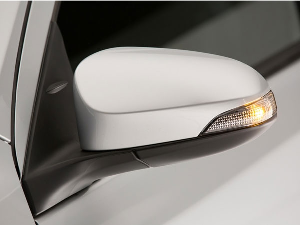 இதர தொடர்புடைய செய்திகள்;