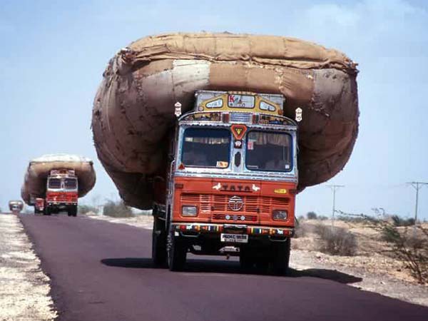 இதர தொடர்புடைய செய்திகள்;