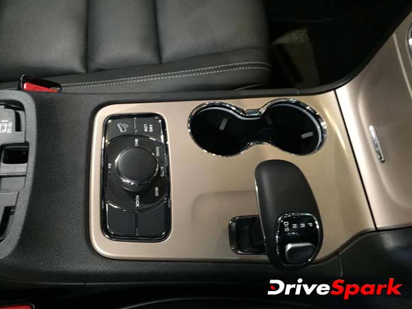 இதர தொடர்புடைய செய்திகள்;