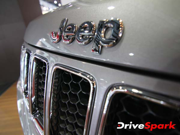 ஃபியட் க்றைஸலர் ஆட்டோமொபைல்ஸ்;