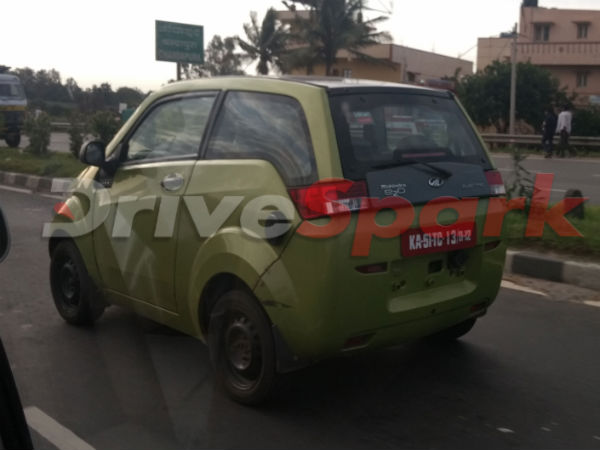 2 டோர்கள்;