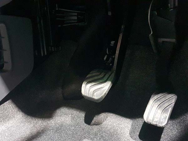 ரெனோ க்விட் 1.0 லிட்டர் இஞ்ஜின் மாடல் - கூடுதல் படங்கள்