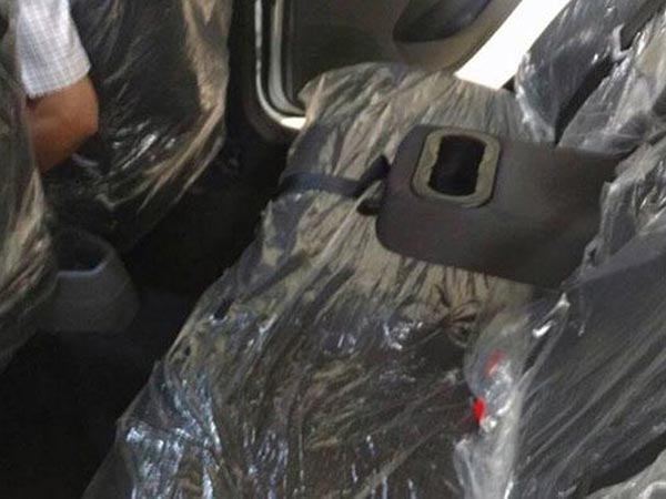 இதர தொடர்புடைய செய்திகள்;