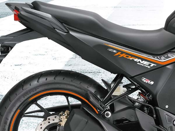 ஹோண்டா சிபி ஹார்னெட் 160ஆர் பைக்கின் ஸ்பெஷல் எடிஷன் - கூடுதல் படங்கள்