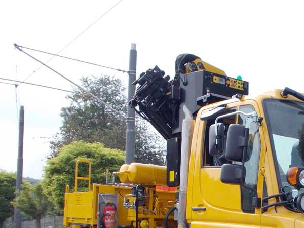  சக்திவாய்ந்த எஞ்சின்