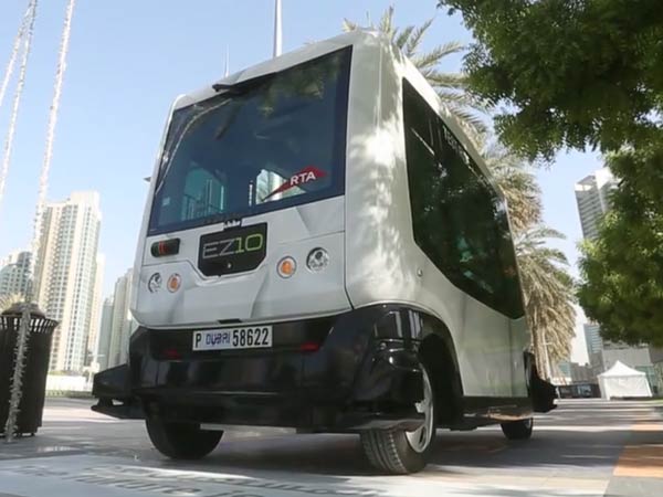 துபாயில் டிரைவரில்லா பஸ் சோதனை ஓட்டம்: இலவச பயணம்!