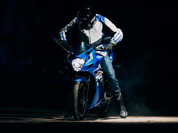 இதர தொடர்புடைய செய்திகள்;