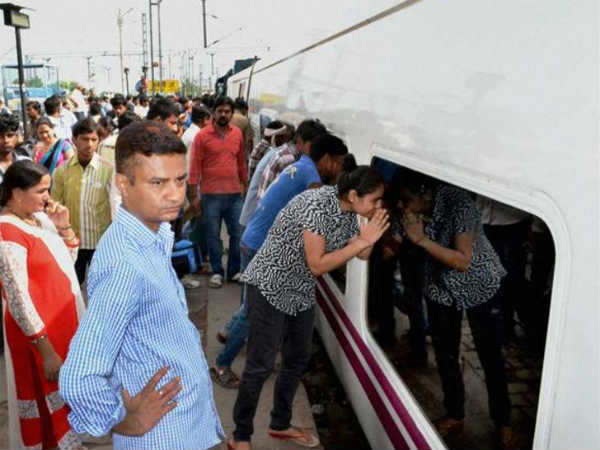 12 மணிநேரத்தில் டெல்லியிலிருந்து மும்பை... வரப்பிரசாதமாகும் டால்கோ!