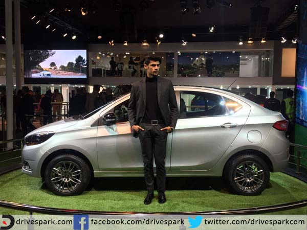 புகழ்பெற்ற மாடல்;