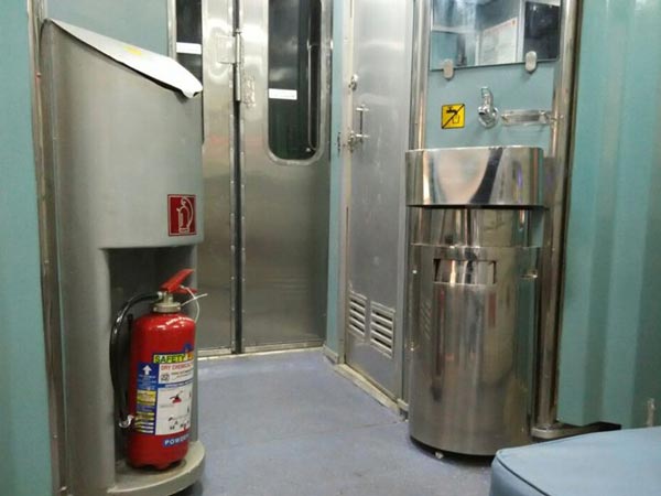 அக்டோபரில் வரும் ஹம்சாபர் சொகுசு ரயில்: படங்களுடன் விசேஷ தகவல்கள்!