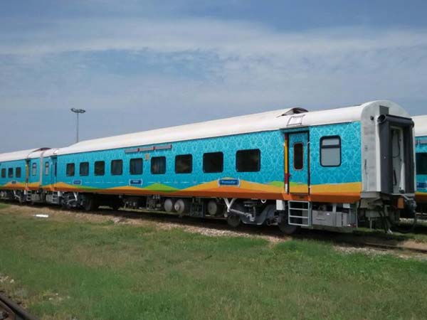 அக்டோபரில் வரும் ஹம்சாபர் சொகுசு ரயில்: படங்களுடன் விசேஷ தகவல்கள்!