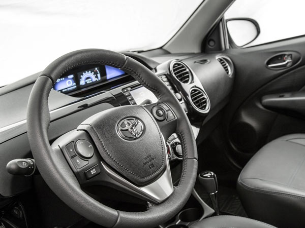 கியர்பாக்ஸ்;