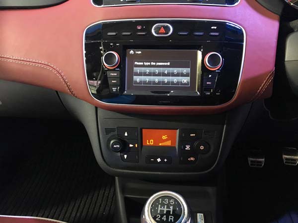 பொழுதுபோக்கு அம்சங்கள்;