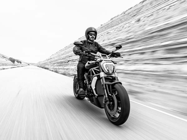 இதர தொடர்புடைய செய்திகள்;