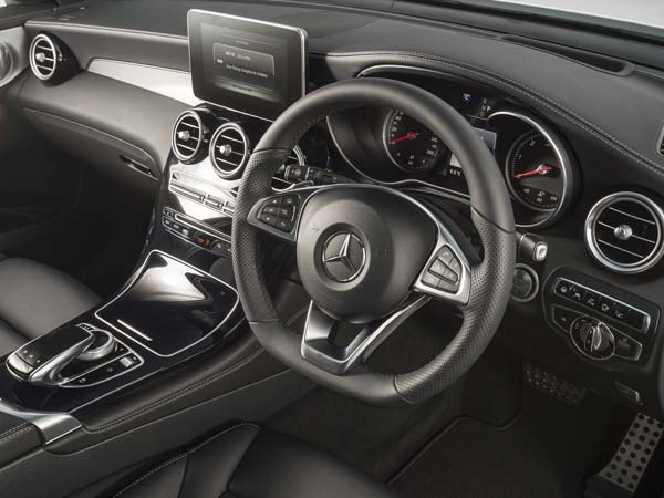 4மேட்டிக்;