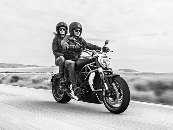 பாதுகாப்பு;