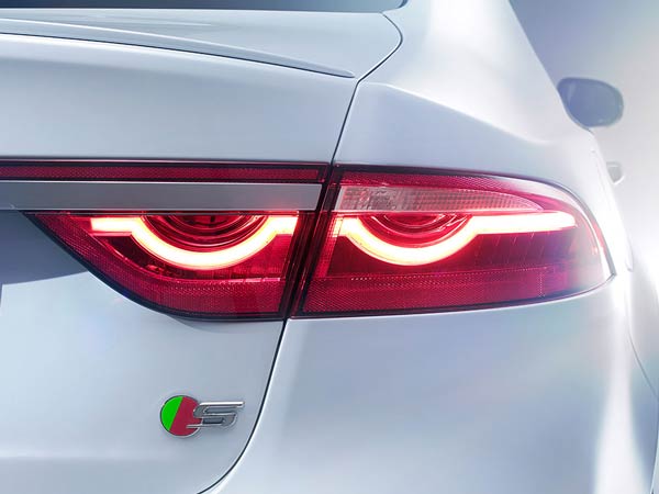 போர்ட்ஃபோலியோ - சிறப்பு அம்சங்கள்;