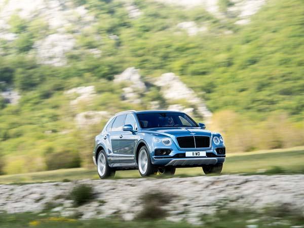 இதர தொடர்புடைய செய்திகள்;