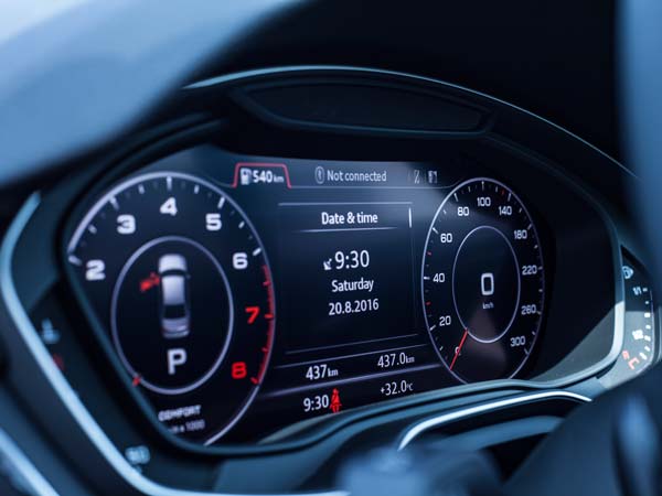 ஆடி ஏ4 சொகுசு காரின் ஃபர்ஸ்ட் டிரைவ் ரிப்போர்ட்!