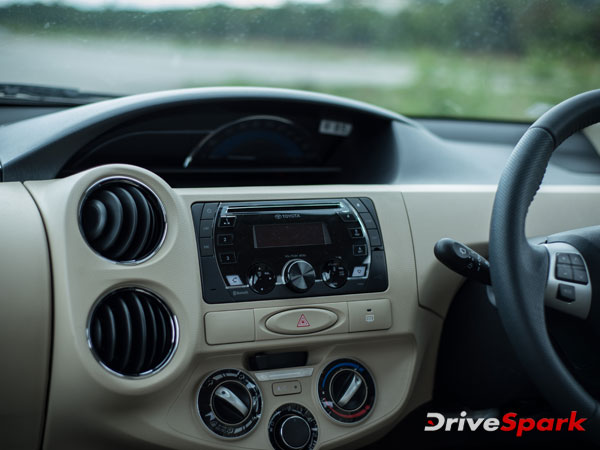 புதிய டொயோட்டா லிவா கார் எவ்வாறு மேம்பட்டுள்ளது?