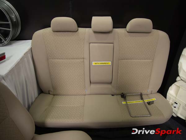 புதிய டொயோட்டா லிவா கார் எவ்வாறு மேம்பட்டுள்ளது?