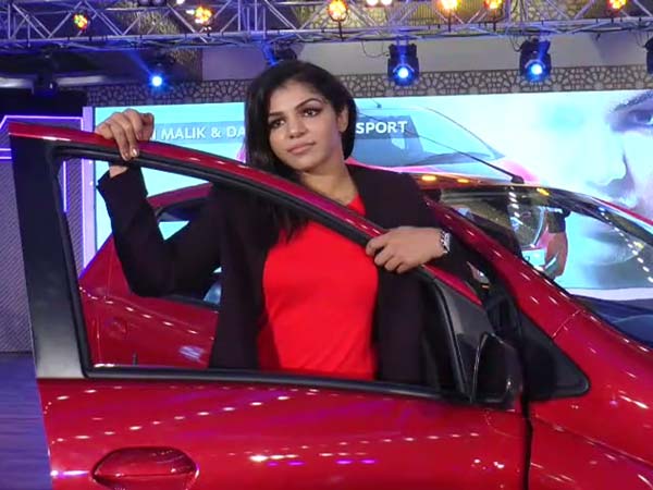 கியர்பாக்ஸ்;