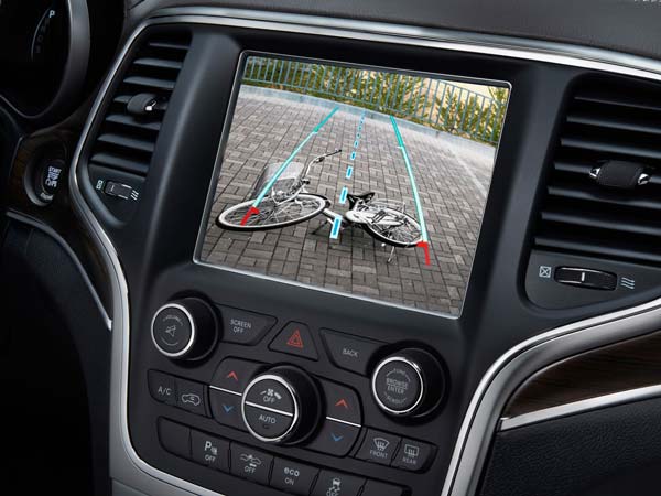  2002: ரியர் வியூ பார்க்கிங் கேமரா