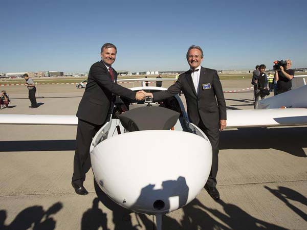 ஹைட்ரஜனில் இயங்கும் உலகின் முதல் 4 சீட்டர் விமானம்!