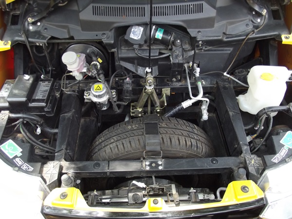 மின்சார கார்களின் சாதக, பாதக விஷயங்கள் மின்சார கார்களின் சாதக, பாதக விஷயங்கள்