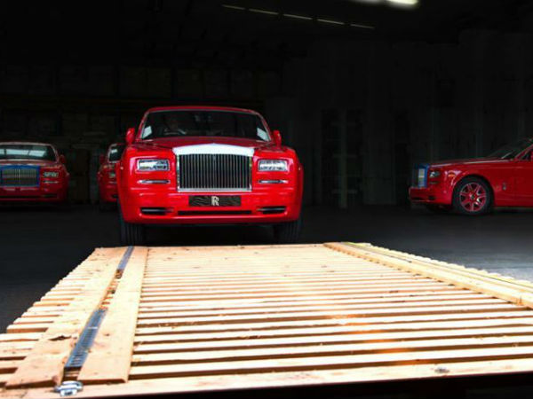  ஒரே ஆர்டரில் 30 ரோல்ஸ்ராய்ஸ் கார்கள் டெலிவிரி!