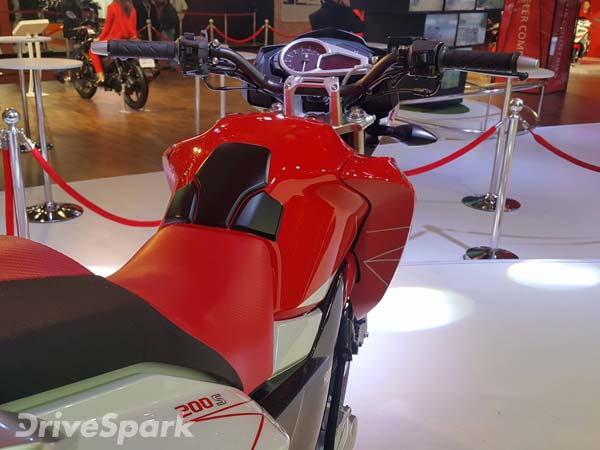 விவரக்குறிப்புகள்;