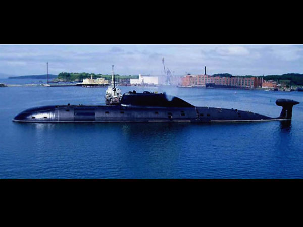 அணு ஆயுத தாக்குதலை முறியடிக்கும் வல்லமை கொண்ட ஐஎன்எஸ் அரிஹந்த் தயார்!